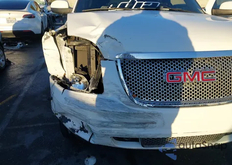 2012 GMC Yukon Denali из США, поврежденный, VIN 1GKS1EEF7CR272355